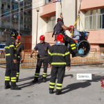 salerno evacuazione ragazzo disabile