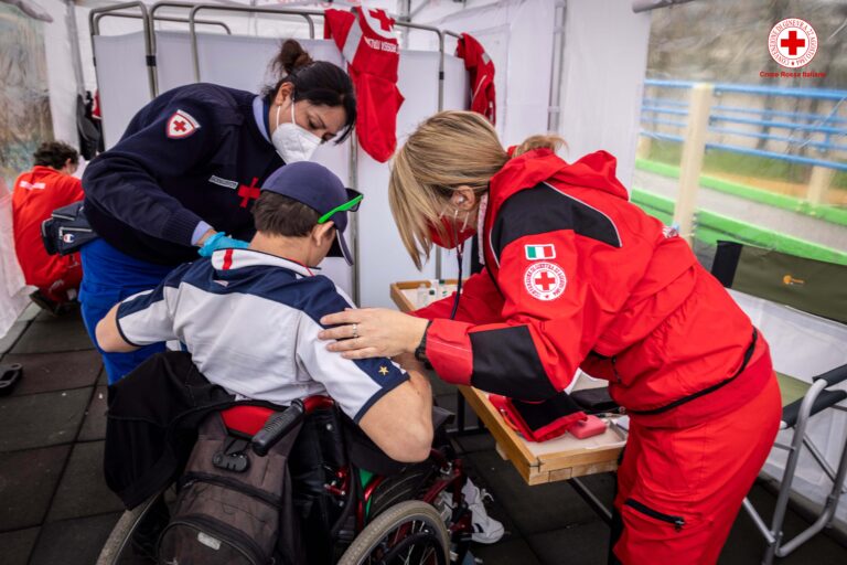 foto Croce rossa Italiana triage disabile a Leopoli