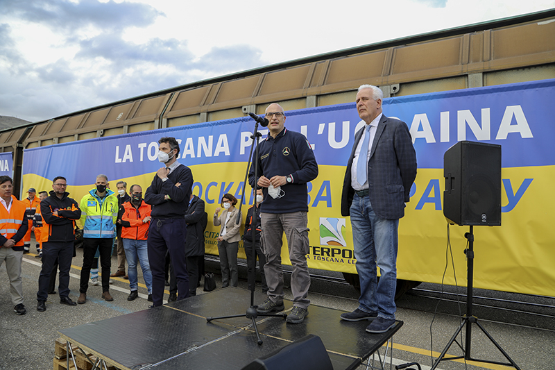 Partito da Prato un treno con aiuti umanitari destinati all'Ucraina